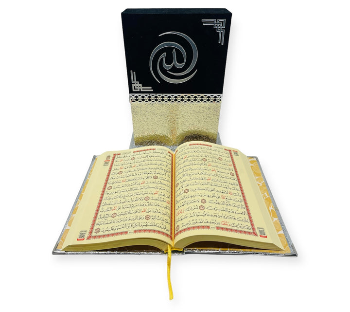 A Beautiful Holy Quran Gift Set Silver-theislamicshop.com