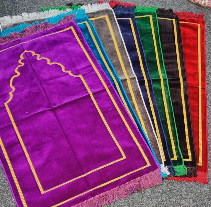Plain prayer mat sajjadah jaynamaz salah prayer rug Turklish prayer mat - The Islamic Shop