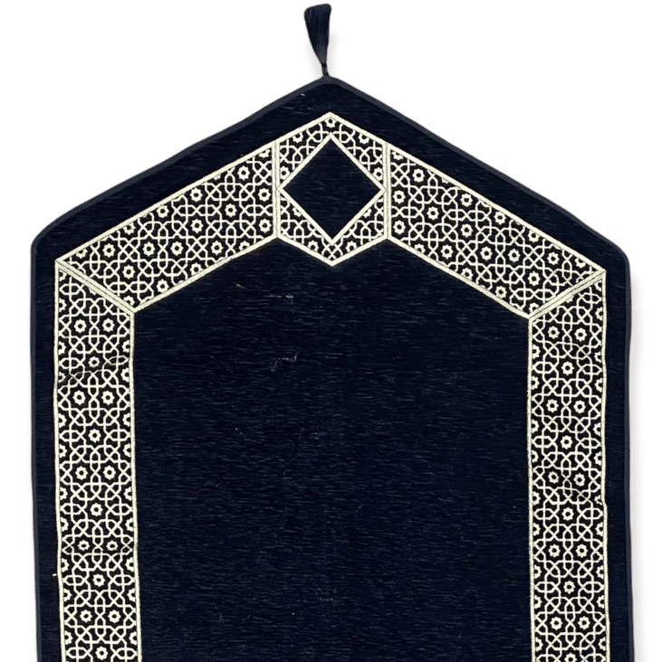 Waaw Premiup chenille  prayer mat With Tassel High Quality-TheIslamicshop.com